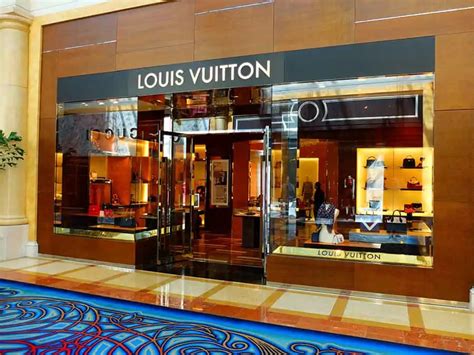 londre bellagio mall|The Bellagio Shops: List Of Shops, Map, & Hours In 2024.